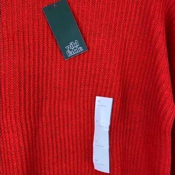 𝅺NWT  slightly cropped sweater - Picture 5 of 7